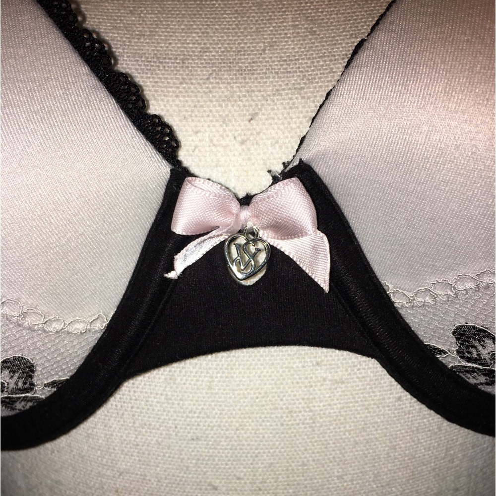 Victoria’s Secret Body By Victoria Perfect Shape Bra - Picture 2 of 10